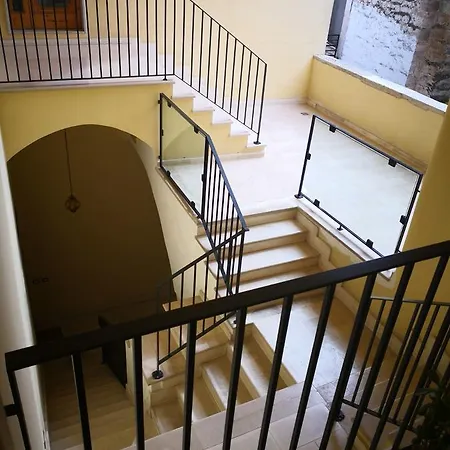 Piazza Garibaldi Bed and breakfast Santeramo in Colle