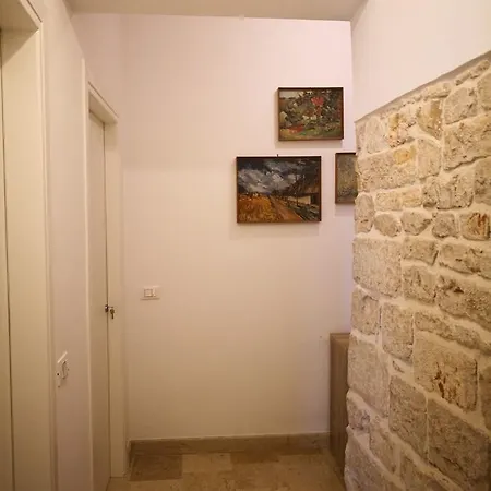 Piazza Garibaldi 3* Santeramo in Colle