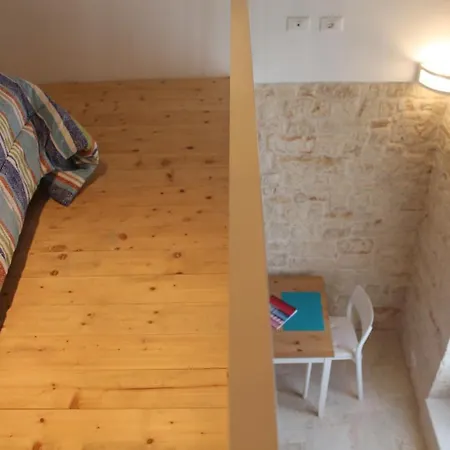 Bed & Breakfast Piazza Garibaldi 3*