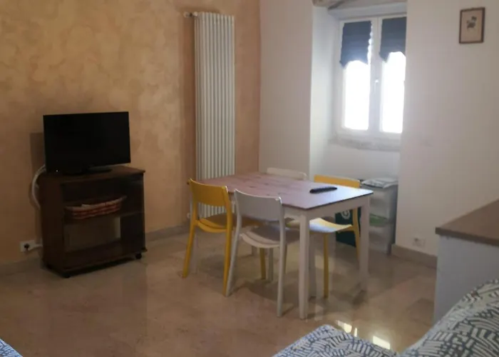 Piazza Garibaldi Bed & Breakfast 3*