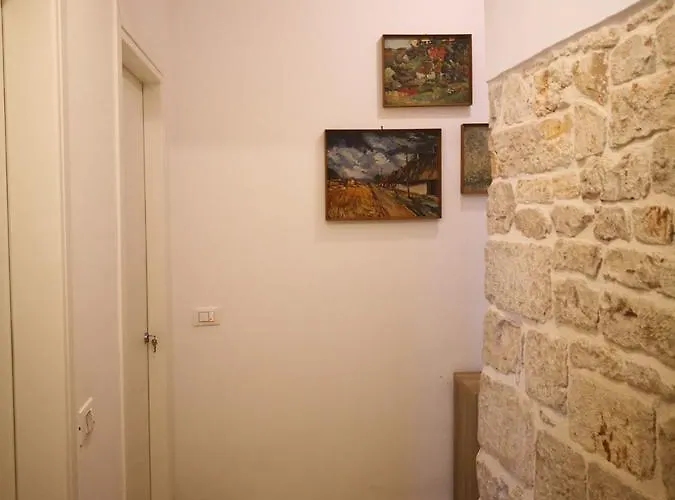 Piazza Garibaldi 3* Santeramo in Colle